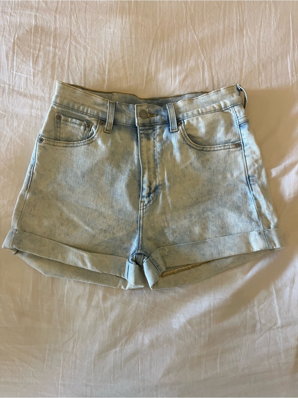 Levi's Light Blue Denim High-Waist Rolled-Hem Shorts